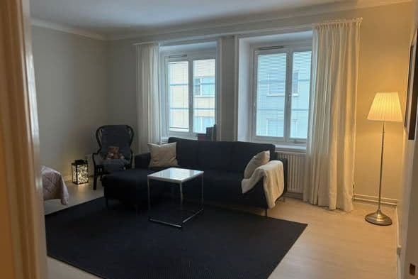 Sekelskiftesetta 55 kvm centralt